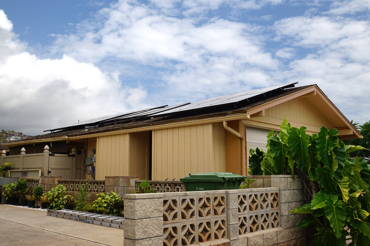 Hawaii home with solar panels